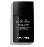 CHANEL
ULTRA LE TEINT
VELVET BLURRING SMOOTH-EFFECT FOUNDATION