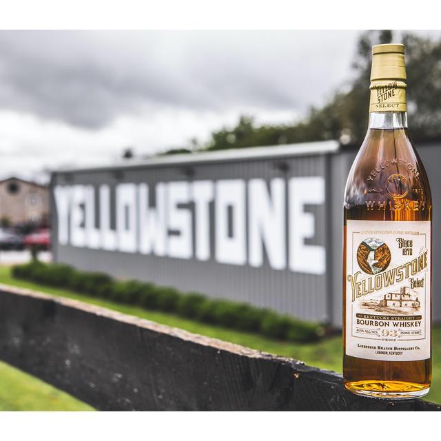 Yellowstone Kentucky Straight Bourbon 700ml GOODS M&S