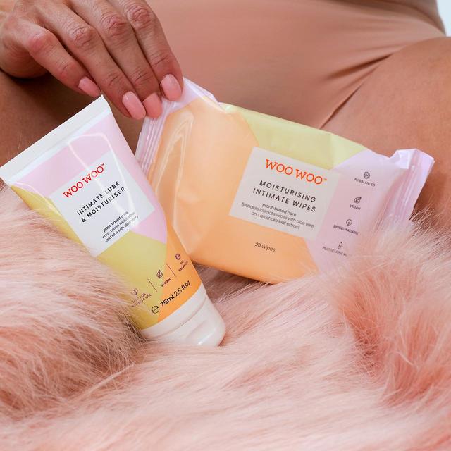 WooWoo Manifesto Moisturising Intimate Wipes 20 per pack GOODS M&S