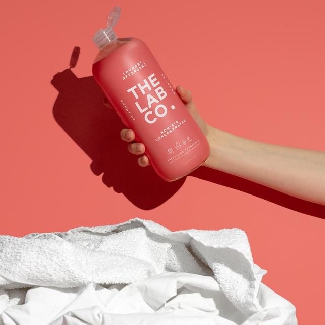 The Lab Co. Non Bio Laundry Detergent Energising Scent 40 Washes   1L GOODS M&S