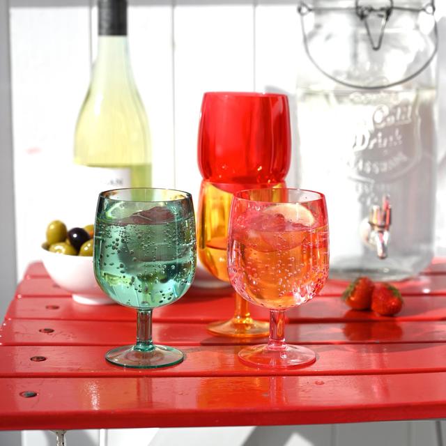Summerhouse Strawberries & Cream Plastic Stacking Wine Glass Set of 4 4 per pack GOODS M&S