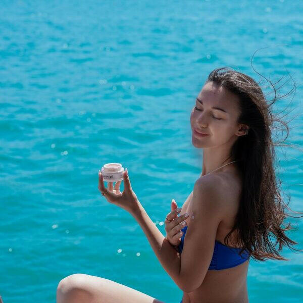 Vanessium Natural SPF50+ 50g GOODS Superdrug