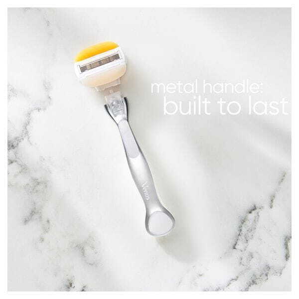 Venus Comfortglide Coconut Plus Olay Razor - 8 Blades GOODS Superdrug