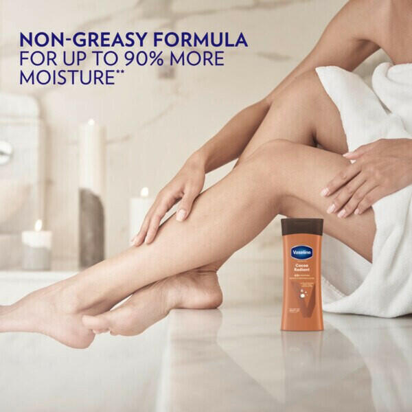 Vaseline Intensive Care Body Lotion Cocoa Radiant 400ml GOODS Superdrug