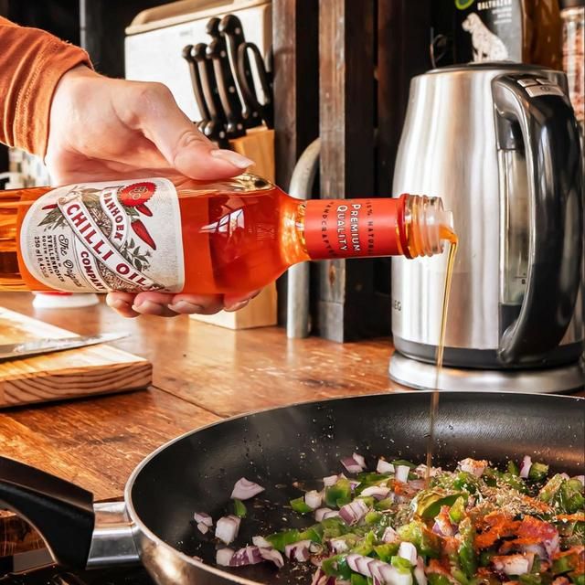 Banhoek Chilli Oil   250ml - McGrocer