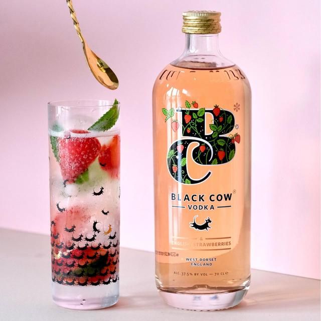 Black Cow & English Strawberries Vodka 70cl - McGrocer
