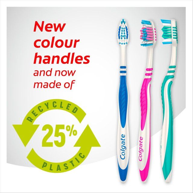 Colgate ZigZag Medium Toothbrush 3 per pack