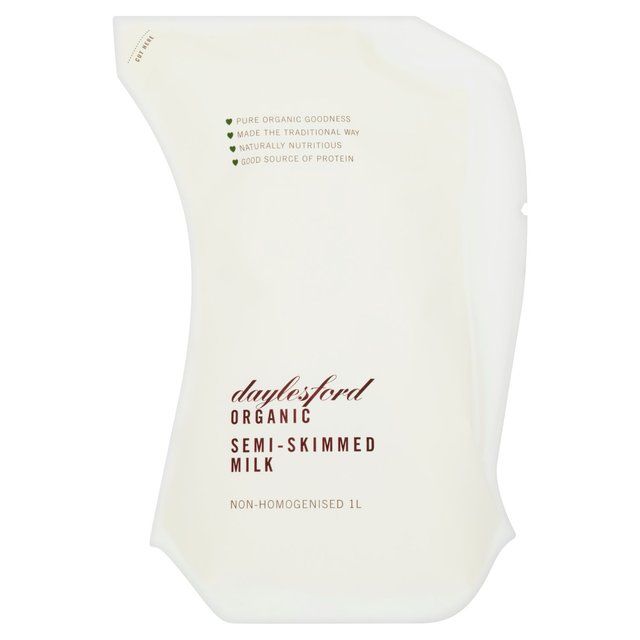 Daylesford Organic Semi Skimmed Milk Unhomogenised 1L