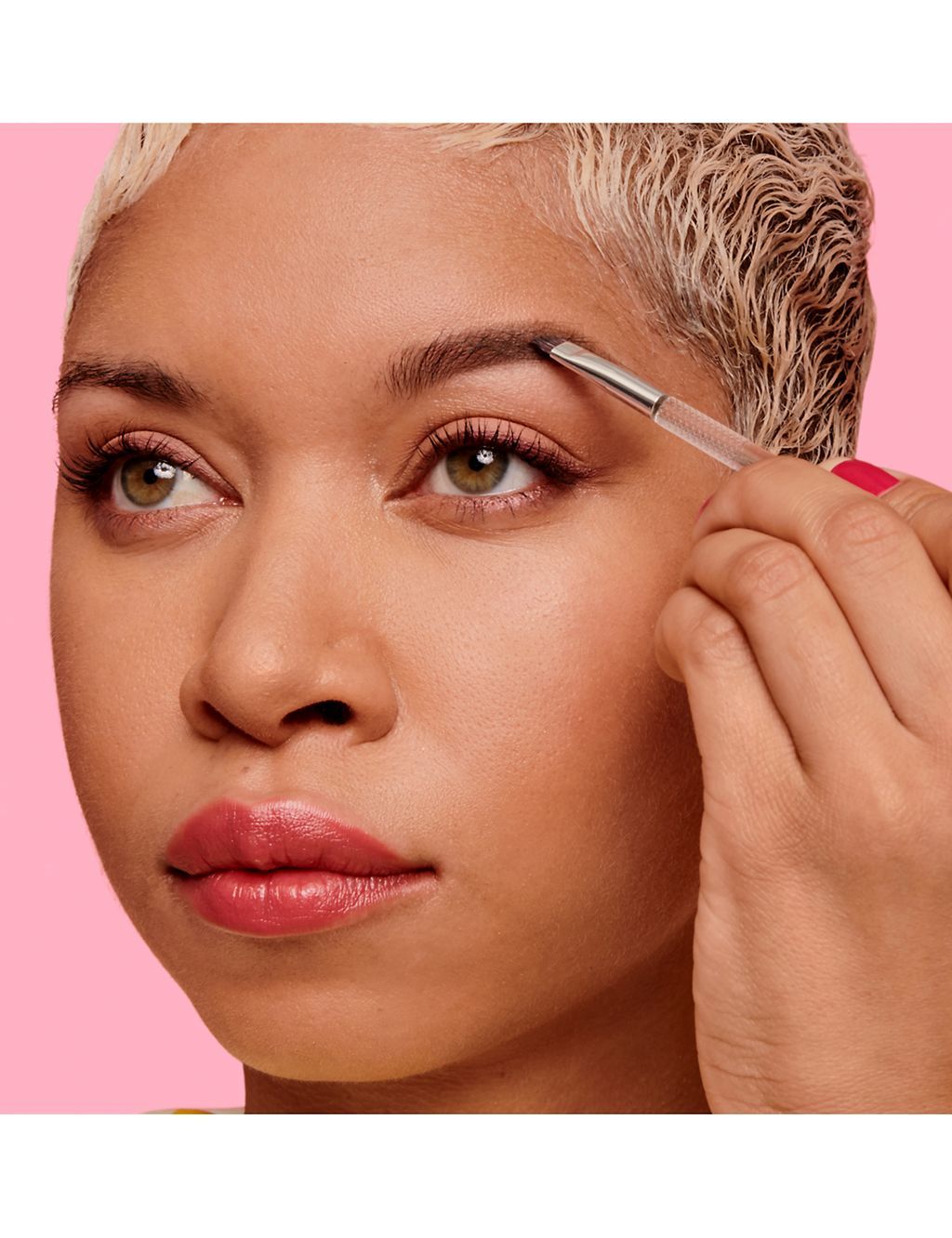 Dual-Ended Angled Eyebrow Brush