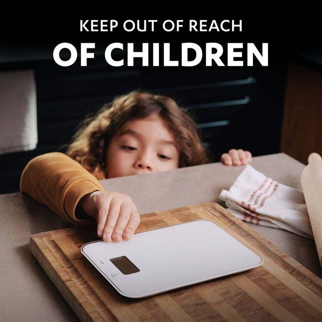 Duracell Specialty CR-2032 Lithium Coin Battery 4 per pack