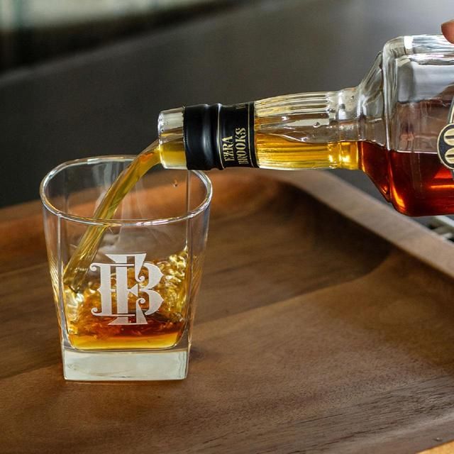 Ezra Brooks Kentucky Straight Bourbon 700ml