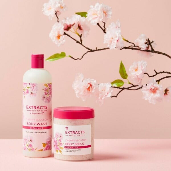 Superdurg Extracts Body Scrub Cherry Blossom 465ml GOODS Superdrug