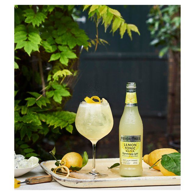 Fever-Tree Refreshingly Light Lemon Tonic Water 500ml
