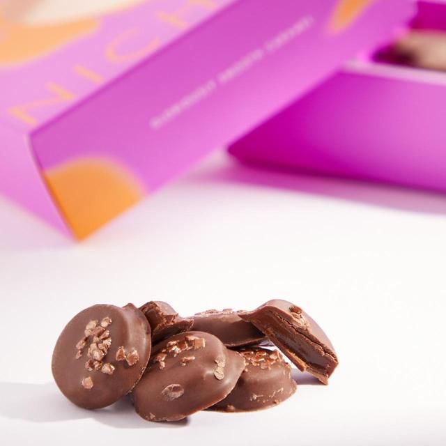 Harvey Nichols Mango Caramels in Milk Chocolate 125g 125g
