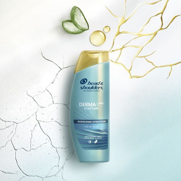 Head & Shoulders DERMAXPRO Hydrate Shampoo 300ml