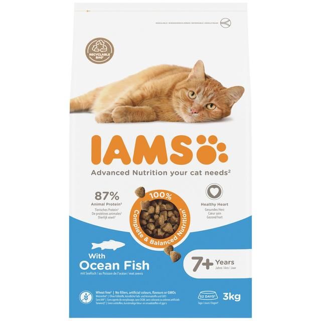 IAMS 7+ Years Senior Dry Cat Food Ocean Fish 3kg