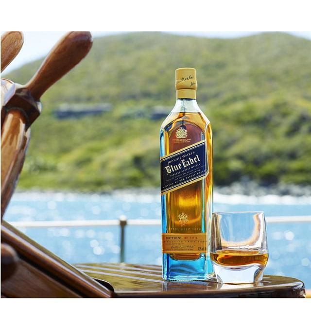 Johnnie Walker Blue Label Blended Scotch Whisky 70cl