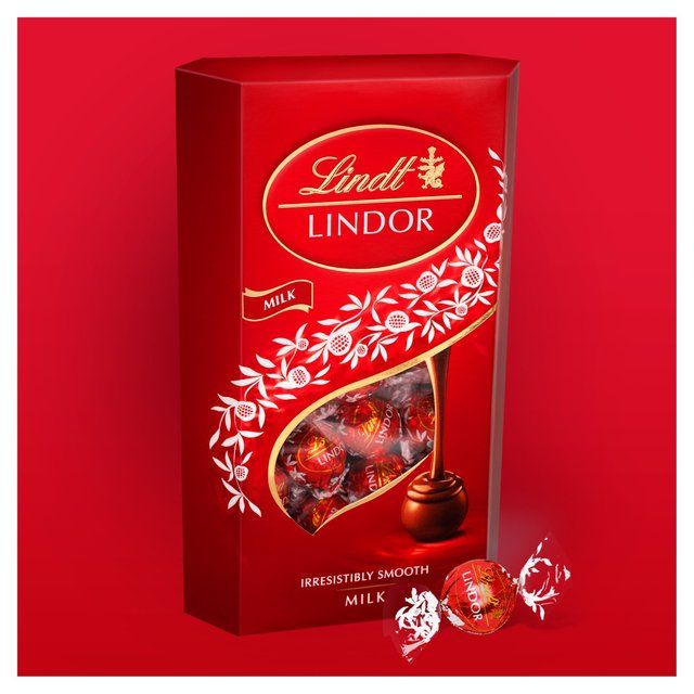 Lindt Lindor Milk Chocolate Truffles 600g