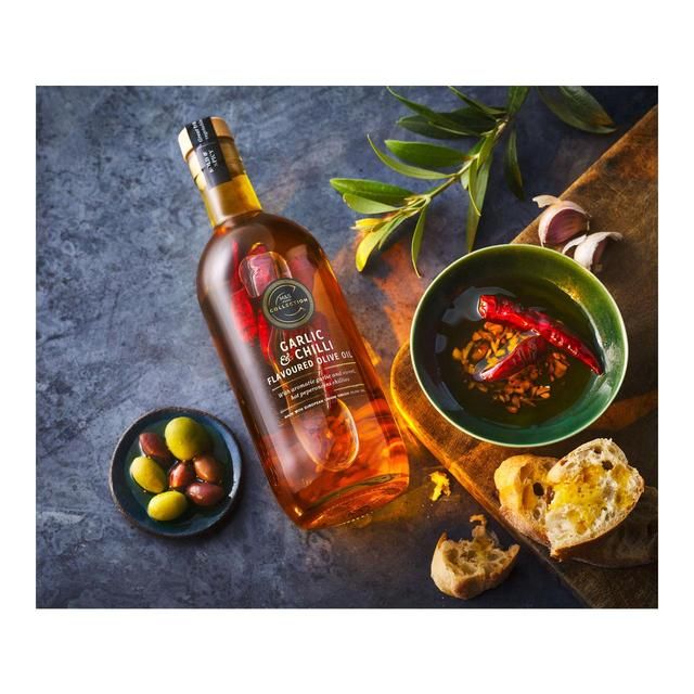 M&S Collection Garlic & Chilli Olive Oil 500ml