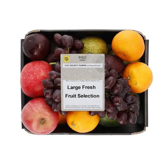 M&S Large Fresh Fruit Selection 2.5kg