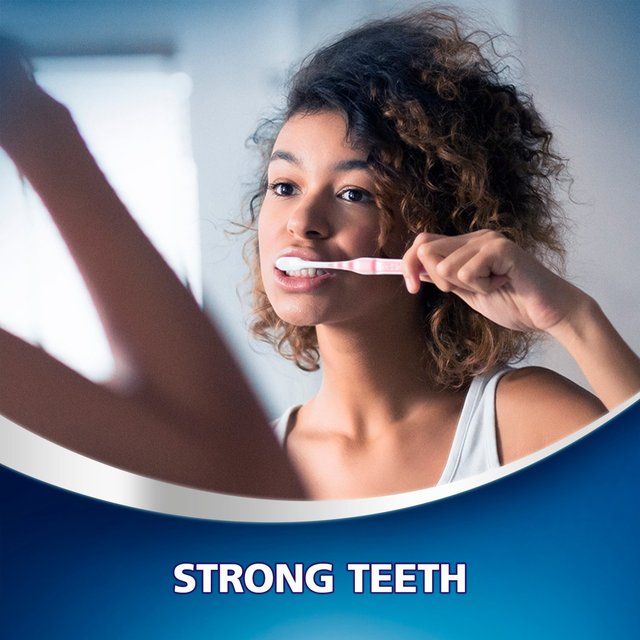 Macleans Flouride Toothpaste Fresh Mint Peppermint Flavour 100ml