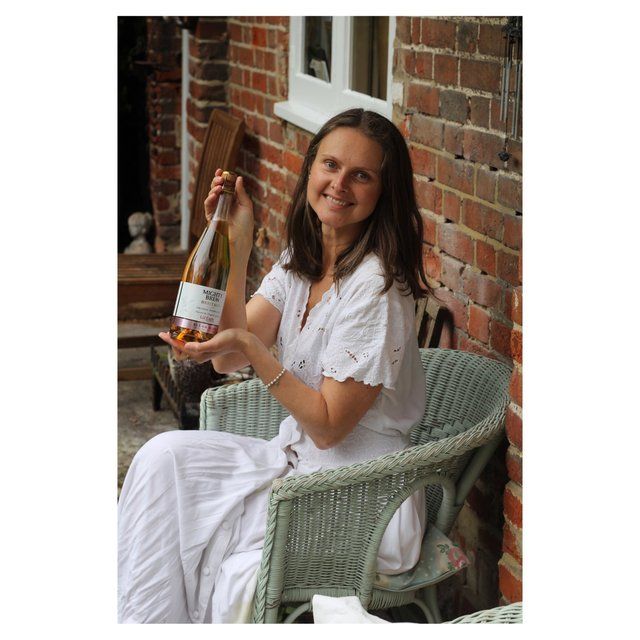 Mighty Brew Heritage x Liz Earle Wellbeing Organic Blush Rose Kombucha 750ml