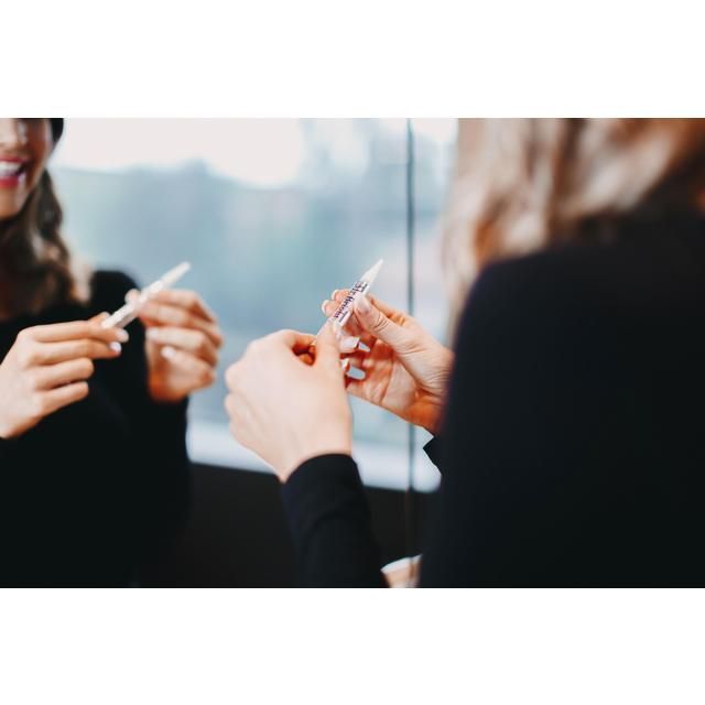 Mr. Bright Teeth Whitening Pen