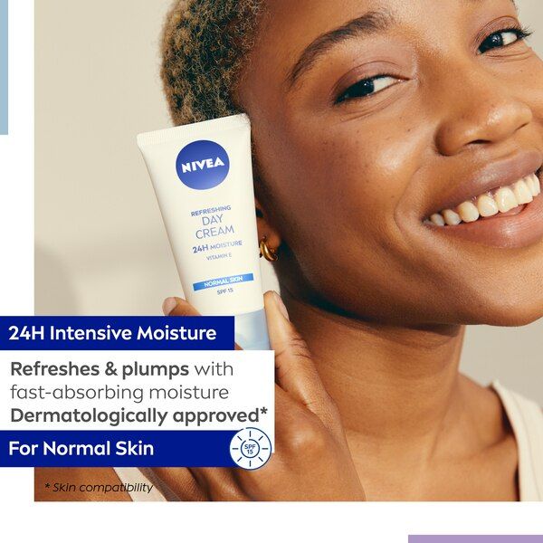 NIVEA Refreshing 24H Day Cream for Normal Skin SPF15 50ml