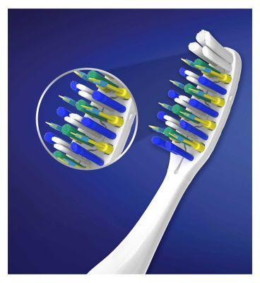 Oral-B Pulsar Pro-Expert Manual Toothbrush With Battery Power x2