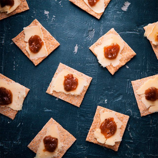 Peter's Yard Pink Peppercorn Sourdough Crackers 90g