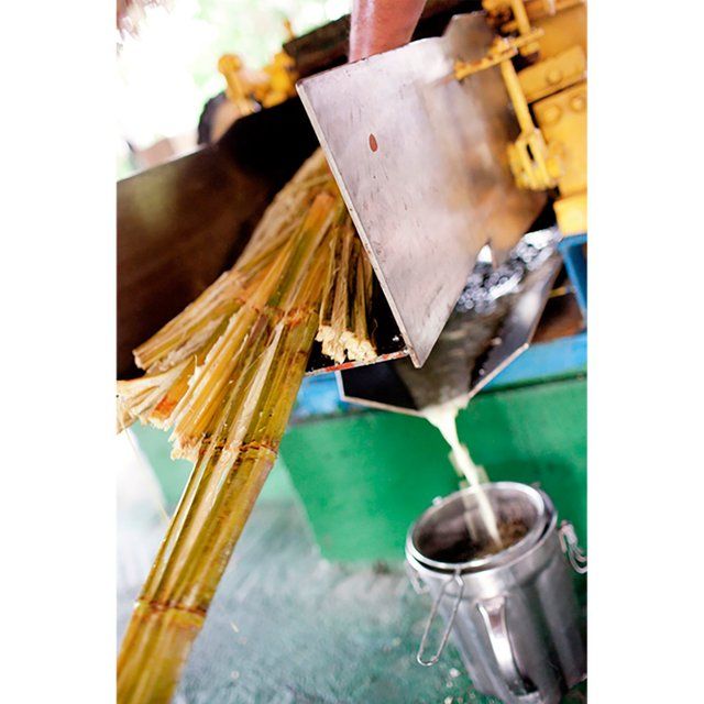 Ron Zacapa Centenario XO Rum Solera Gran Reserva Especial with Gift Box 70cl