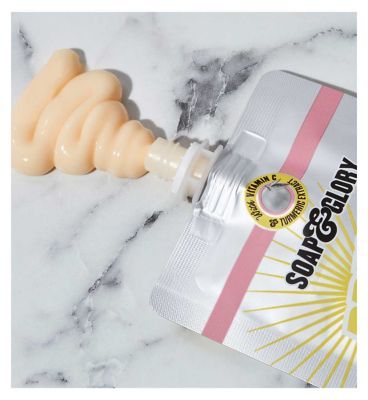Soap & Glow Bright Squeeze Radiance Boosting Serum Mask 50ml