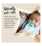 Tommee Tippee Advanced Anti-Colic Newborn Starter Set for Colicky Babies, 4 x Bottles, 2 x Teats, Vented Anti-Colic Wand Baby Accessories & Cleaning Boots