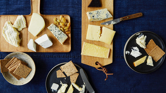 How to Build the Ultimate Cheese Board with the Best Mature Cheddar