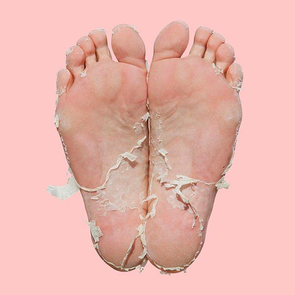 Skin Republic Foot Peel Mask with Foot Socks 40g GOODS Superdrug   