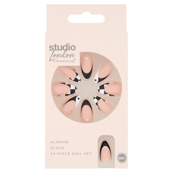 Superdrug Studio Black & White Yin Yang GOODS Superdrug   