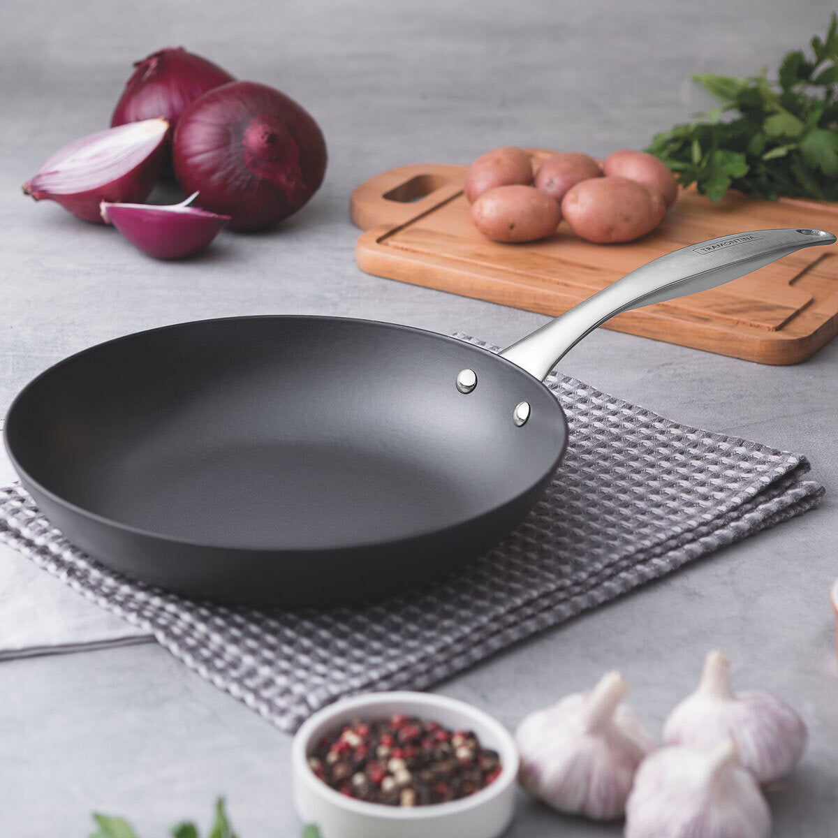 Tramontina Enamel Cast Iron Frying Pan Set, 2 Piece GOODS Costco UK