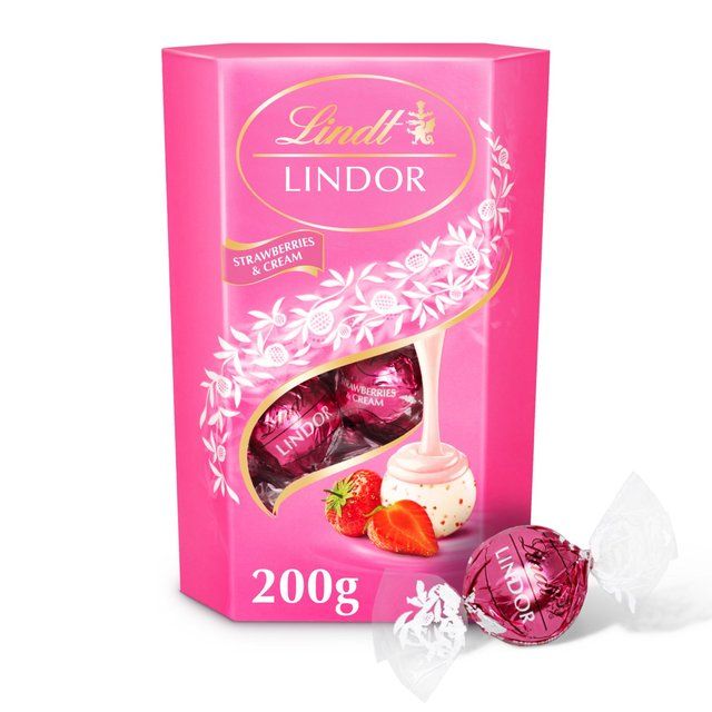 Lindt Lindor Strawberries & Cream Chocolate Truffles   200g