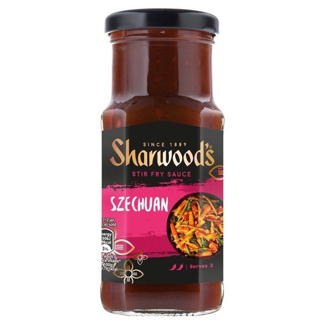 Sharwood's Spicy Tomato & Szechuan Stir Fry Sauce   195g