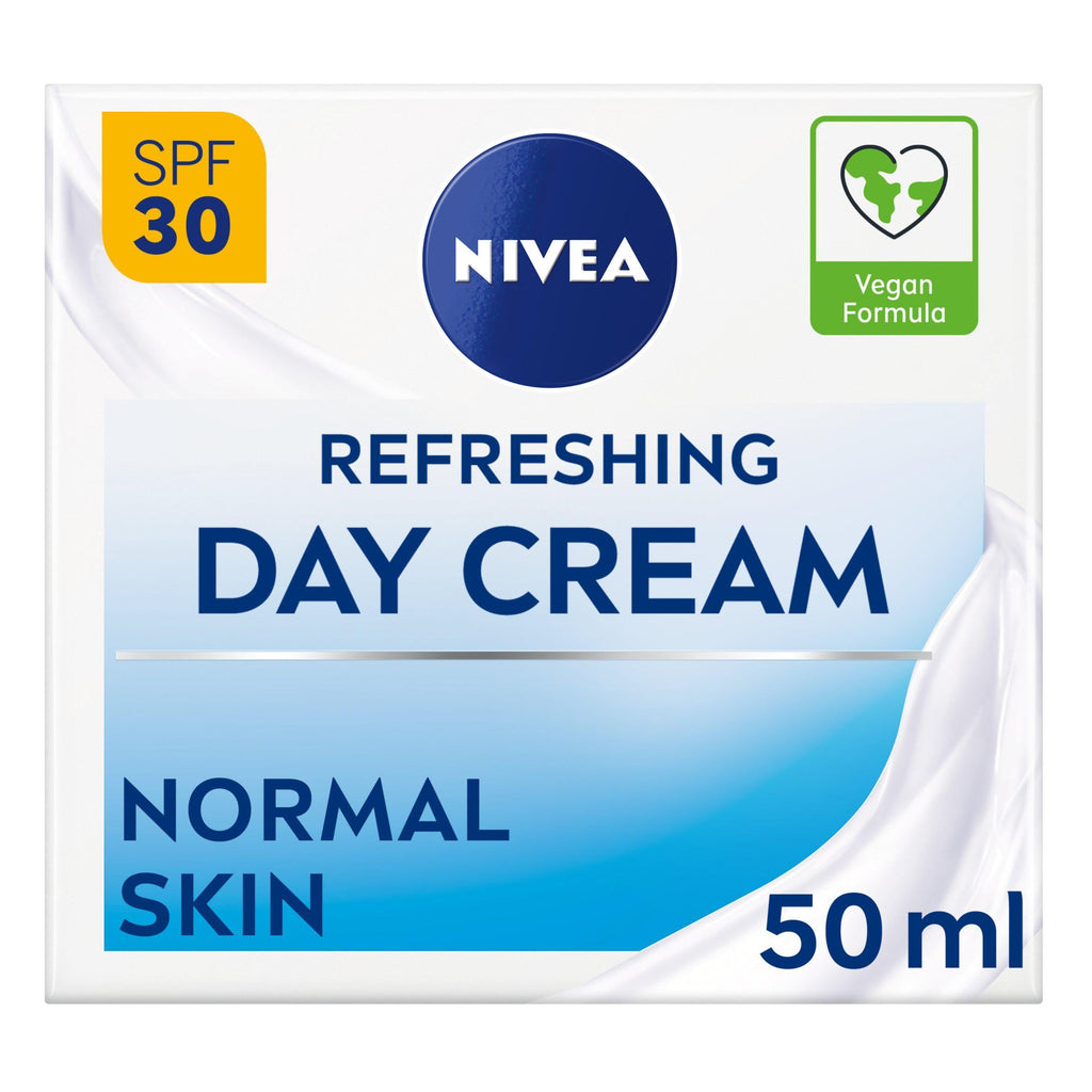 Nivea Refreshing Day Cream Moisturiser SPF30 for Normal Skin 50ml