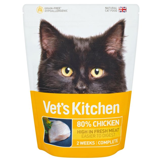 Vet's Kitchen Ultra Fresh Cat Food Chicken    770g GOODS M&S   