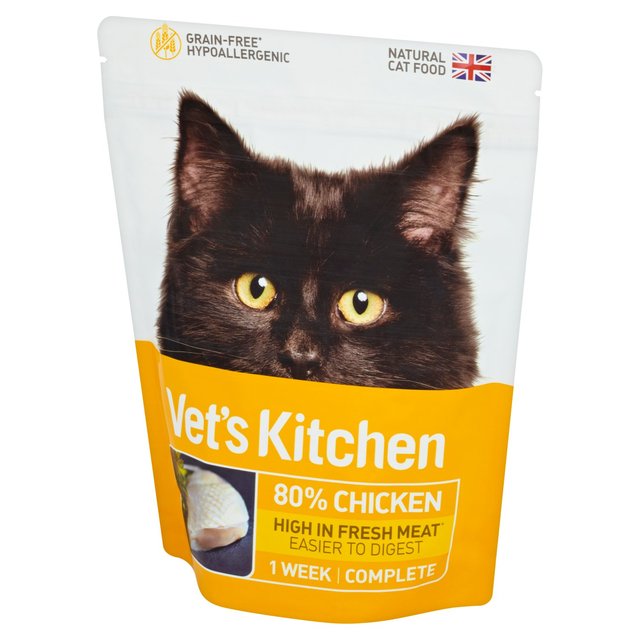 Vet's Kitchen Ultra Fresh Cat Food Chicken   385g GOODS M&S   