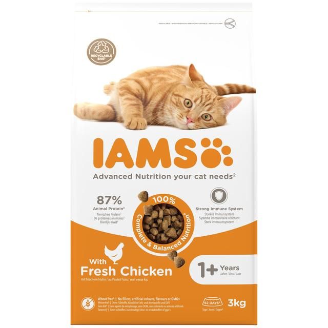 IAMS Adult Dry Cat Food Chicken   3kg