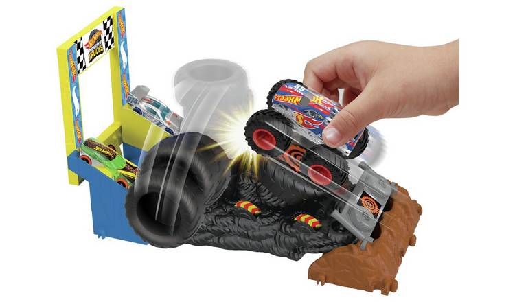 Hot Wheels Monster Trucks Smash Race Challenge Playset