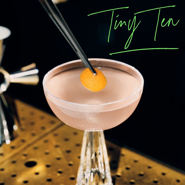 Tanqueray No.Ten Distilled Gin   70cl GOODS M&S   