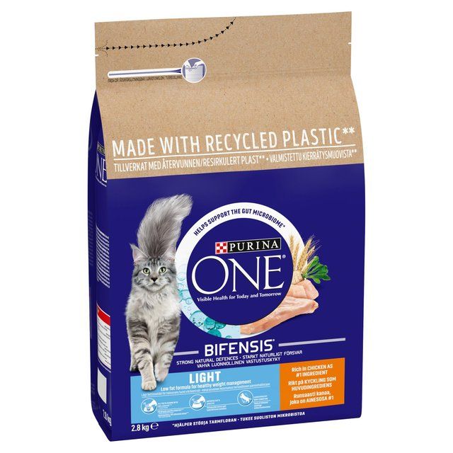 Purina ONE Light Dry Cat Food Chicken & Wheat   2.8kg GOODS M&S   