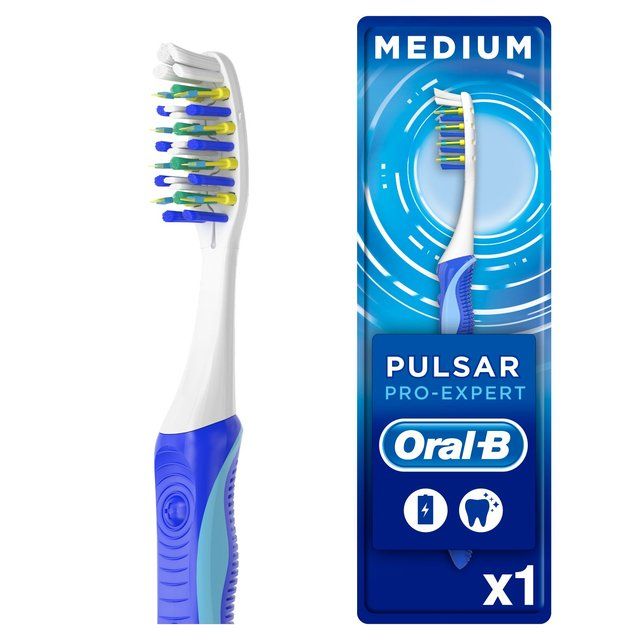 Oral-B Toothbrush Pro-Expert Pulsar 35 Medium GOODS M&S   