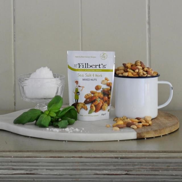 Mr Filberts Sea Salt & Herb Mixed Nuts Almonds Peanuts & Cashews   40g