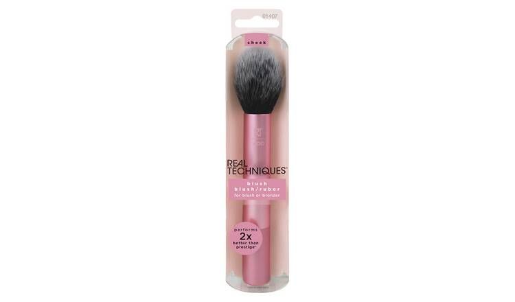 Real Techniques Blush Brush