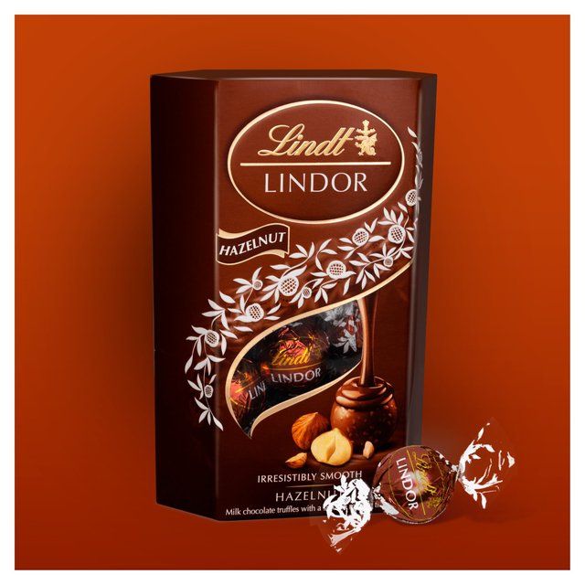 Lindt Lindor Hazelnut Chocolate Truffles   200g GOODS M&S   